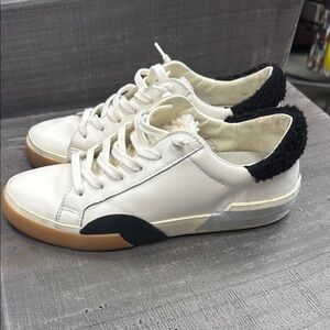 Dolce Vita White Leather Low-Top Sneakers with Black Heel and Gum Sole